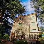 Wildflower In Privatvilla Im Herzen Merans 梅拉诺