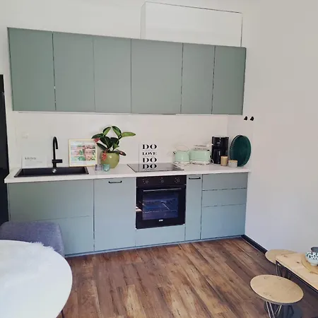 Wildflower In Privatvilla Im Herzen Merans * メラーノ