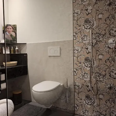 Wildflower In Privatvilla Im Herzen Merans * Merano