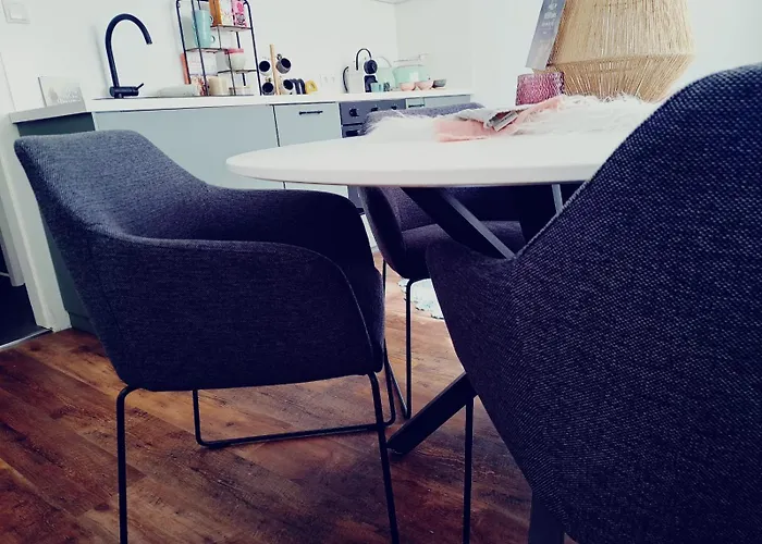 公寓 Wildflower In Privatvilla Im Herzen Merans *