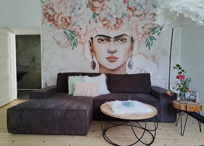 Apartamento Wildflower In Privatvilla Im Herzen Merans *