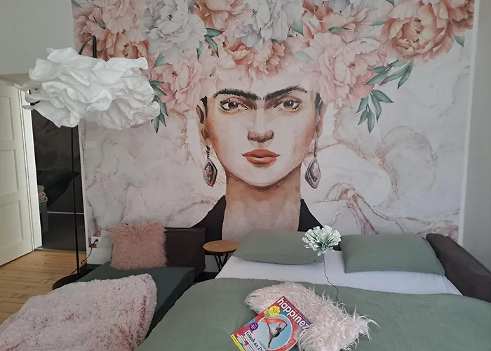 Wildflower In Privatvilla Im Herzen Merans 公寓