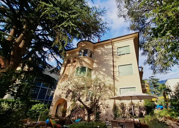 Wildflower In Privatvilla Im Herzen Merans 梅拉诺