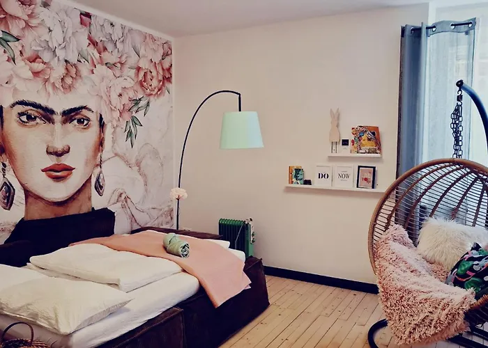 Apartment Wildflower In Privatvilla Im Herzen Merans