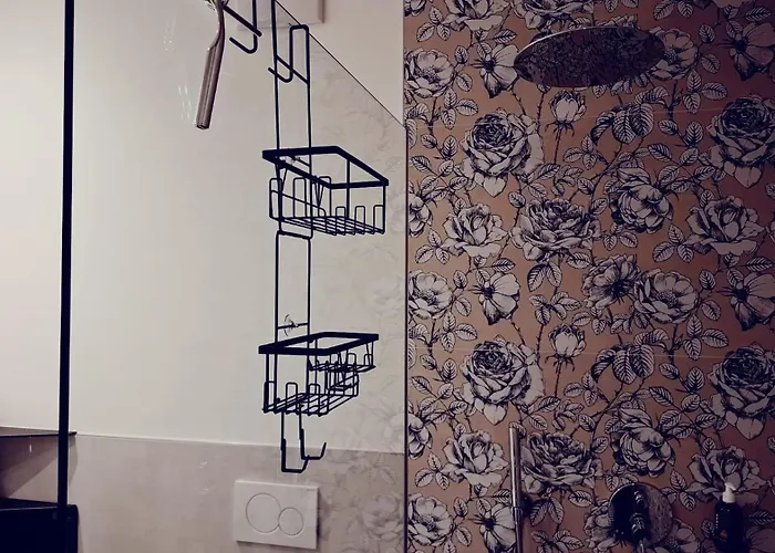 Apartamento Wildflower In Privatvilla Im Herzen Merans *